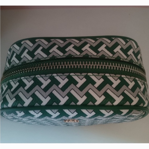 NWOT TORY BURCH Green & White Geometric Patterned Cosmetic Bag - Picture 2 of 6